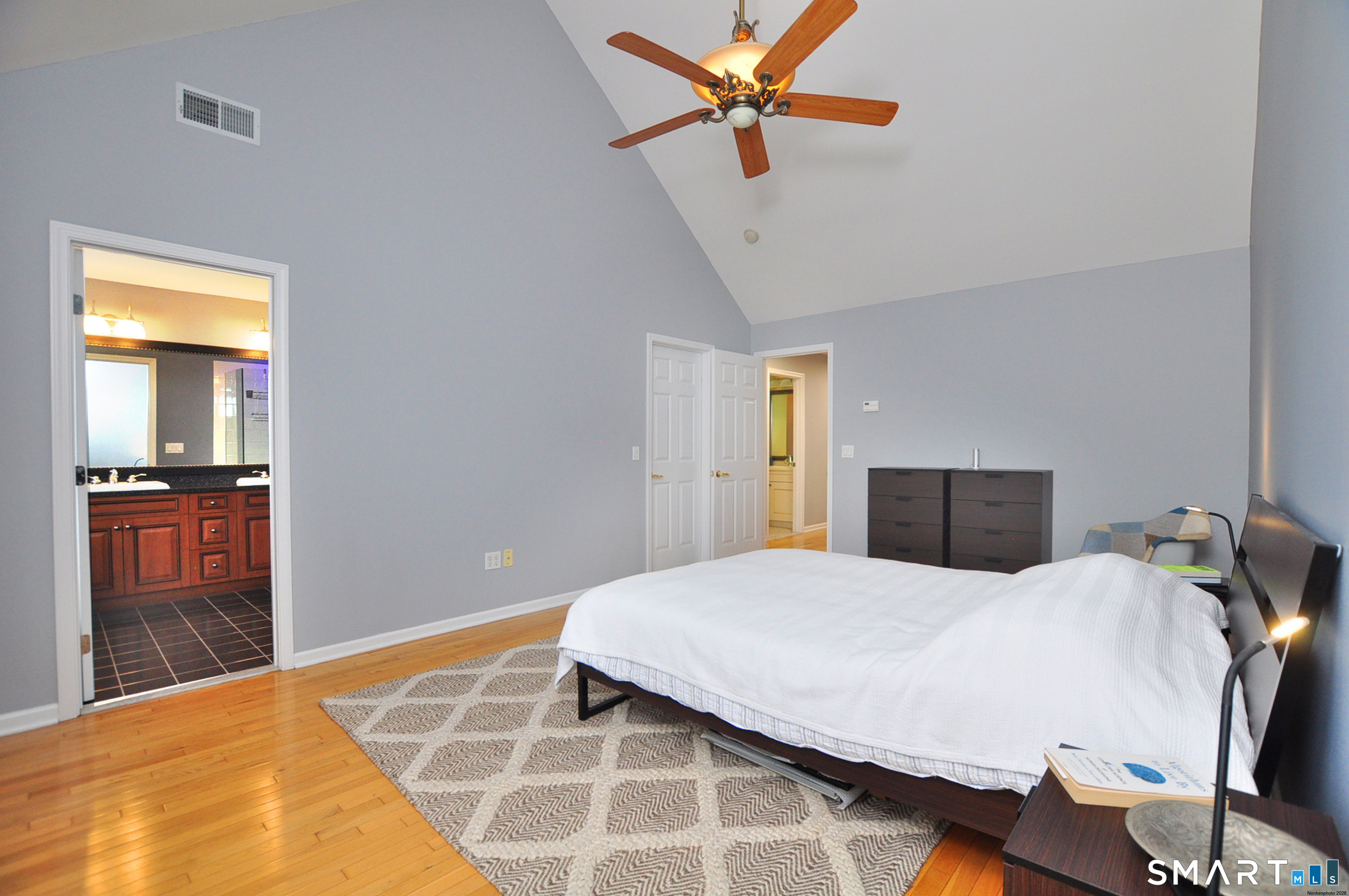 57 Goodwin Circle Hartford, CT 06105 - Photo 21 of 40