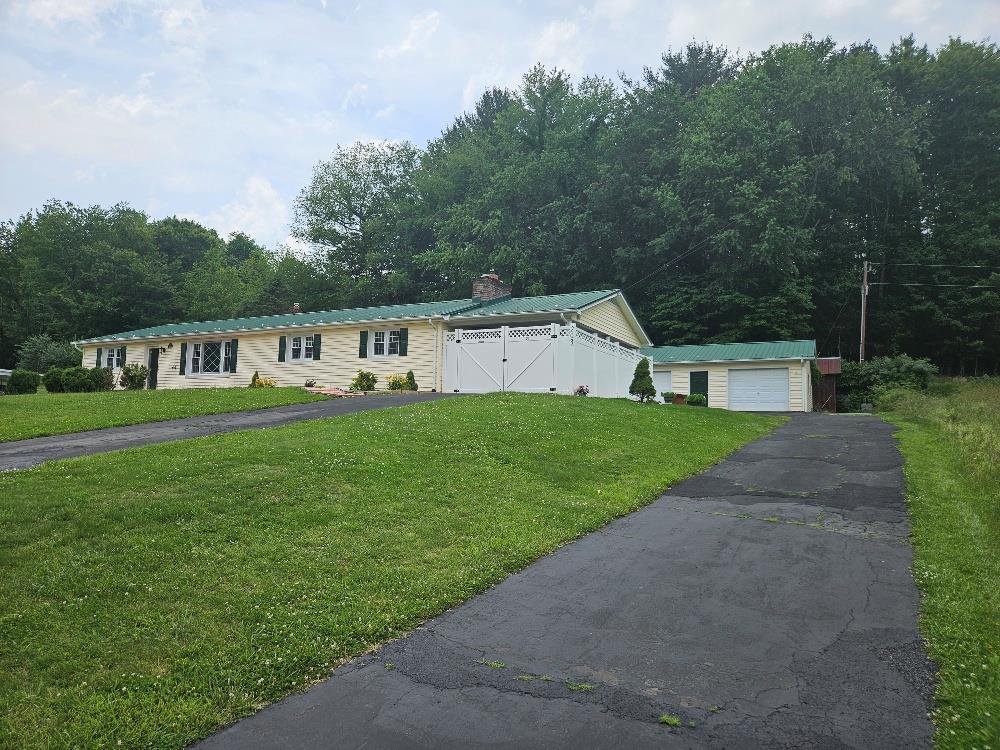 203 Ramblewood Road Chilhowie, VA 24319 - Photo 1 of 21 Gallery Image 1