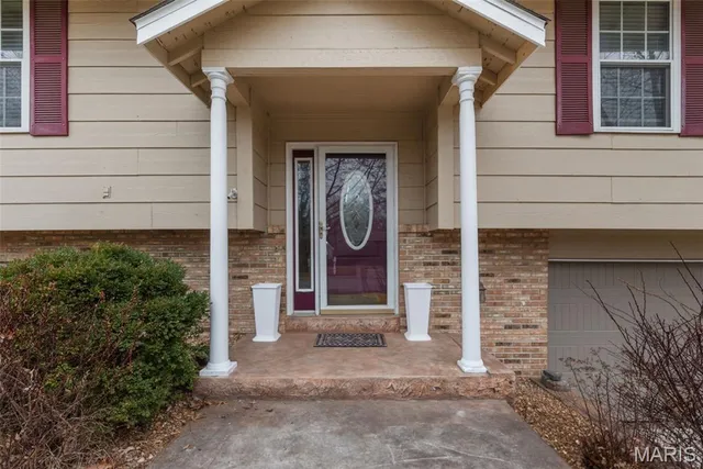 $298,000 | 922 Ampere Place, Lake St. Louis, MO 63367