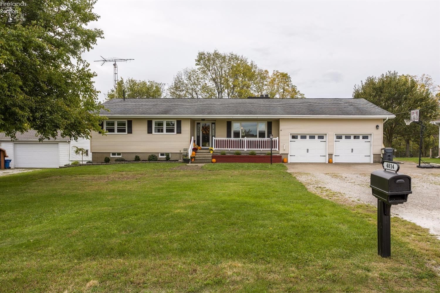 4814 Harris Road Sandusky, OH 44870 - Photo 1 of 10 Gallery Image 1