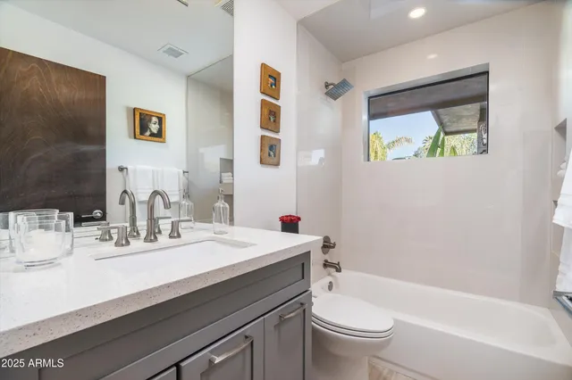 $1,745,000 | 3123 North 47th Place, Phoenix, AZ 85018