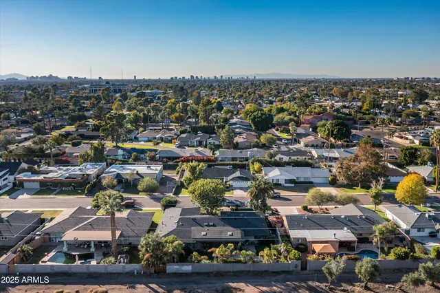 $1,745,000 | 3123 North 47th Place, Phoenix, AZ 85018
