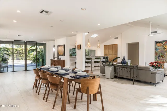 $1,745,000 | 3123 North 47th Place, Phoenix, AZ 85018