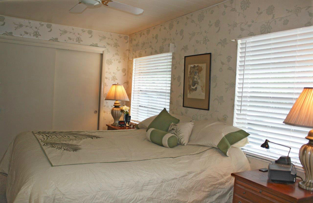 9105 Southeast Bridge Road Hobe Sound, FL 33455 - Photo 14 of 24 MBR