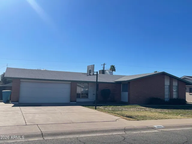 $1,900 | 3109 West Augusta Avenue, Phoenix, AZ 85051
