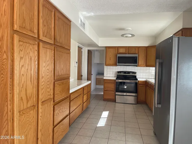 $1,900 | 3109 West Augusta Avenue, Phoenix, AZ 85051