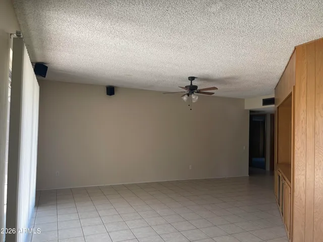 $1,900 | 3109 West Augusta Avenue, Phoenix, AZ 85051