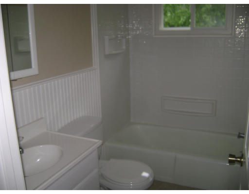93 Nepaug Road Narragansett, RI 02882 - Photo 4 of 8
