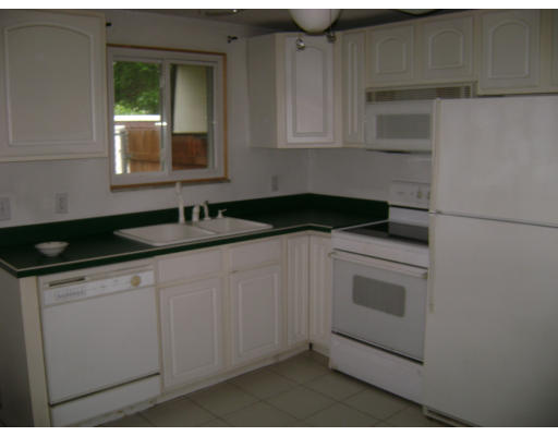 93 Nepaug Road Narragansett, RI 02882 - Photo 6 of 8