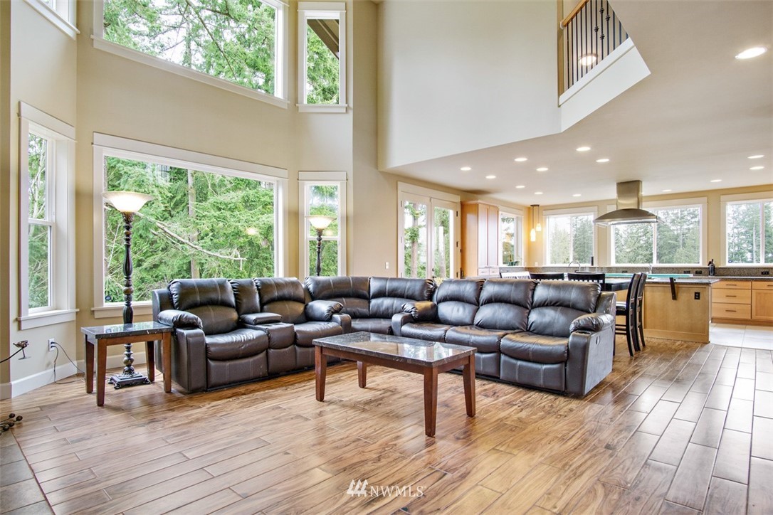 107 223rd Street Southeast Bothell, WA 98021 - Photo 3 of 25
