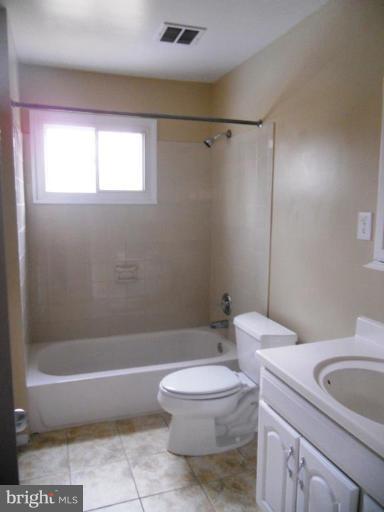 7226 Reservoir Road Springfield, VA 22150 - Photo 10 of 11 Bath #1
