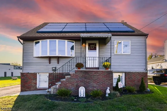 $629,900 | 2 Lincoln Place, Moonachie, NJ 07074