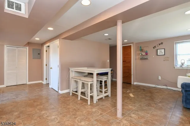 $629,900 | 2 Lincoln Place, Moonachie, NJ 07074