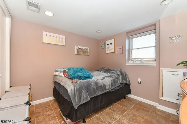 $629,900 | 2 Lincoln Place, Moonachie, NJ 07074