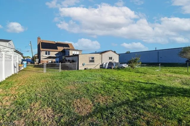 $629,900 | 2 Lincoln Place, Moonachie, NJ 07074