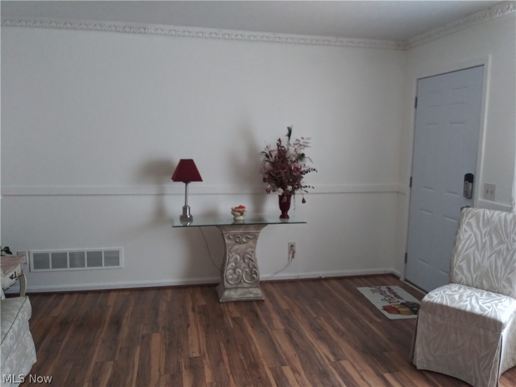 1423 Walnut Road Southeast Massillon, OH 44646 - Photo 4 of 30 Gallery Image 4