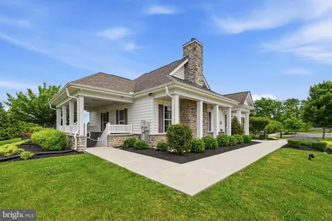 $765,000 | 1223 Caitlin Way, New Castle, DE 19720