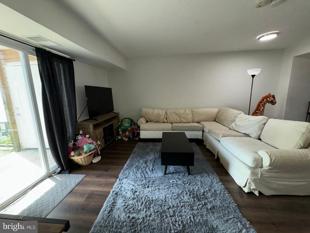 249 Via Cascata Drive Clementon, NJ 08021 - Photo 14 of 41