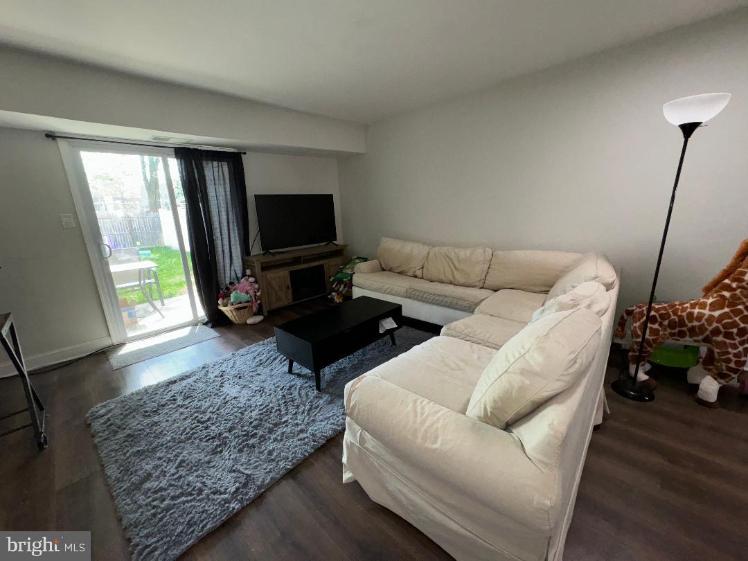 249 Via Cascata Drive Clementon, NJ 08021 - Photo 15 of 41