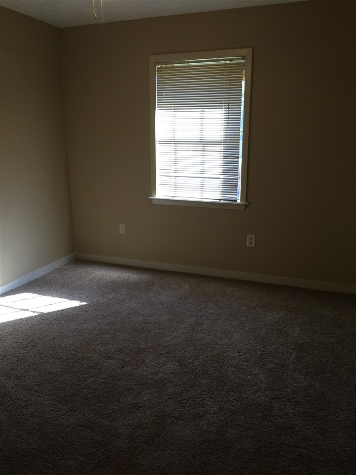 970 North Valley Falls Road Jackson, MS 39212 - Photo 8 of 11 Photo 8