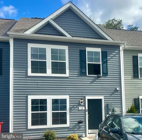 $265,000 | 32 Pitch Pine, Bunker Hill, WV 25413