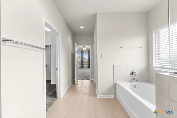 $599,950 | 213 Lasata Lane, Belton, TX 76513