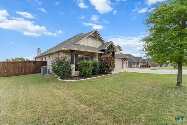 $599,950 | 213 Lasata Lane, Belton, TX 76513