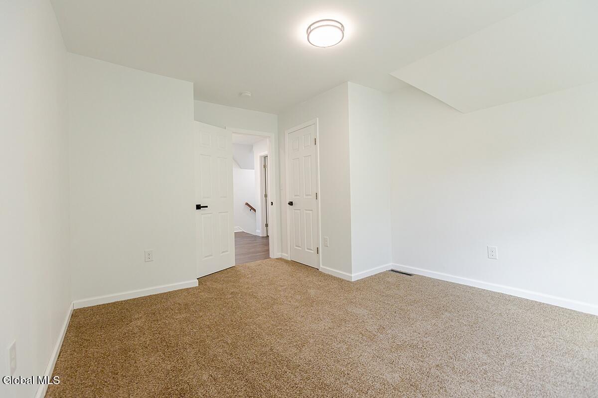 1659 Lenox Road Schenectady, NY 12308 - Photo 47 of 64 CBP-37