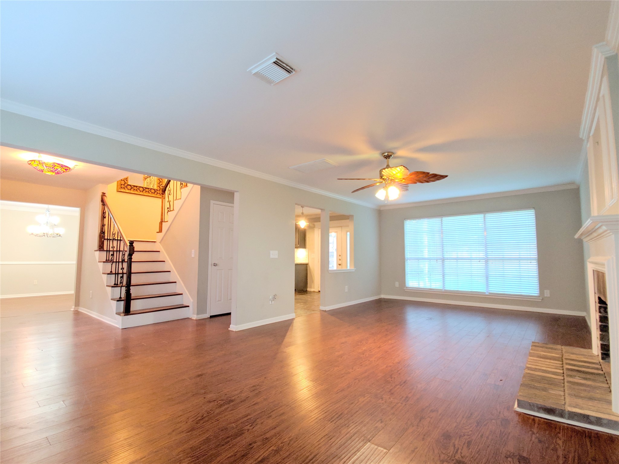 15 Thorn Berry Place Spring, TX 77381 - Photo 5 of 25