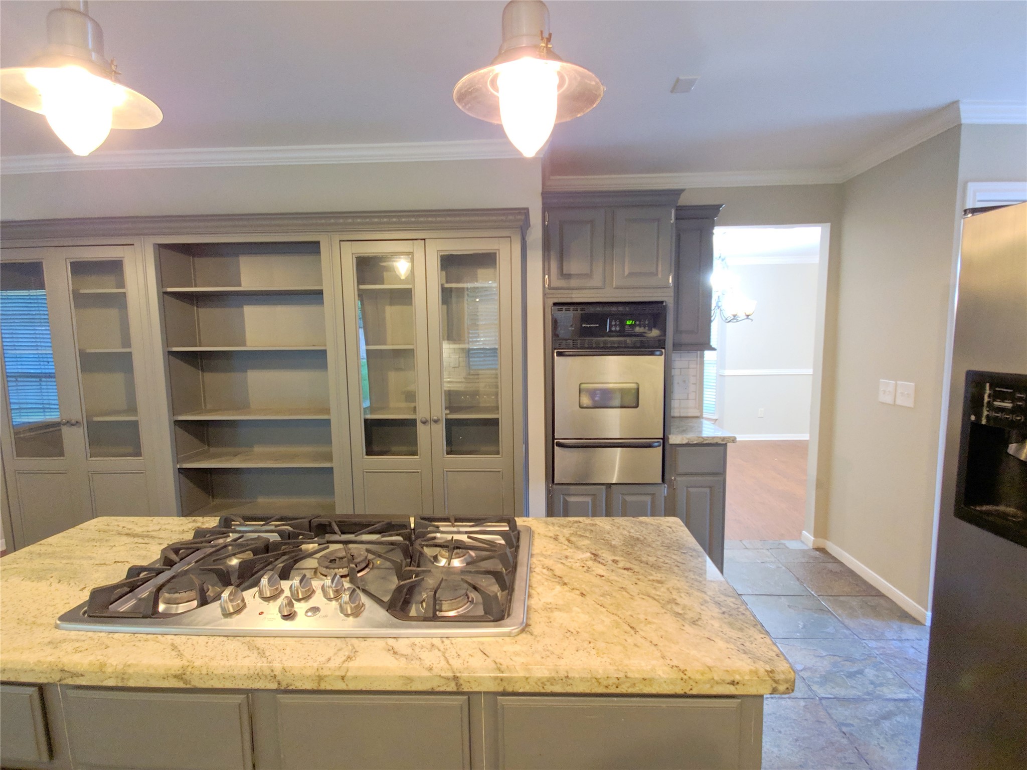 15 Thorn Berry Place Spring, TX 77381 - Photo 9 of 25