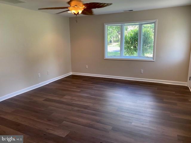 4410 Church Road Mount Laurel, NJ 08054 - Photo 8 of 24 Liv Room