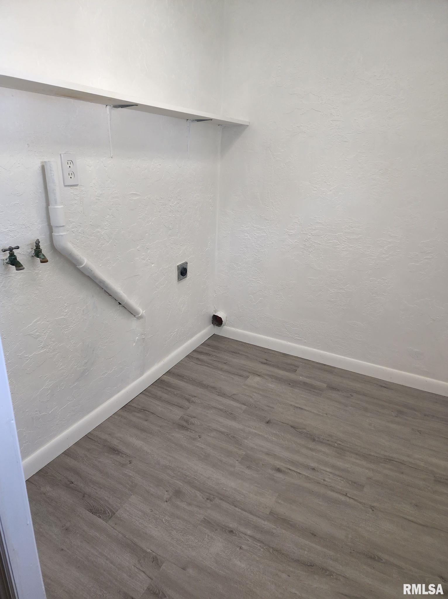 711 South Thomas Street Christopher, IL 62822 - Photo 23 of 24