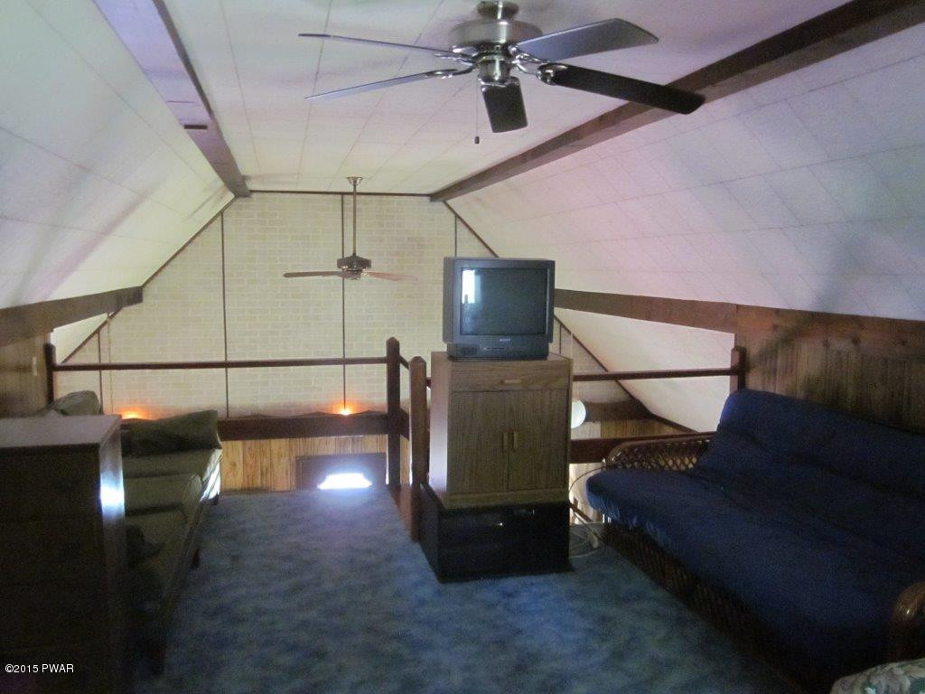 9 Paupack Point Road Hawley, PA 18428 - Photo 22 of 27