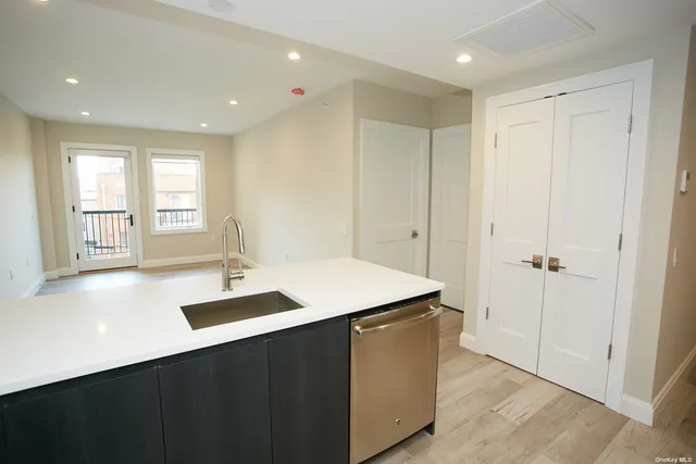 $18,000,000 | 31-77 37th Street | Astoria