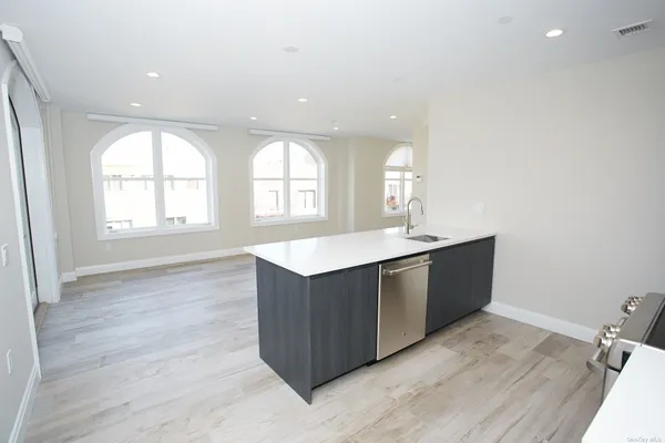 $18,000,000 | 31-77 37th Street | Astoria