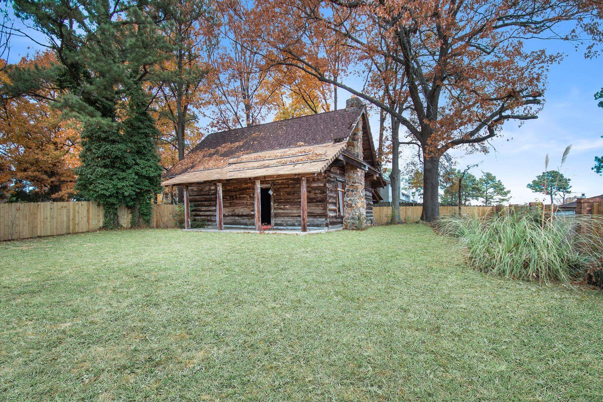 5900 Foxdale Road Memphis, TN 38115 - Photo 4 of 23 Gallery Image 4