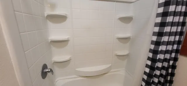 $189,000 | 923 West Pine Street, Rawlins, WY 82301