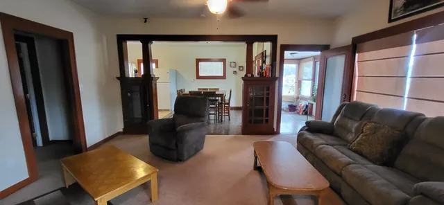 $189,000 | 923 West Pine Street, Rawlins, WY 82301