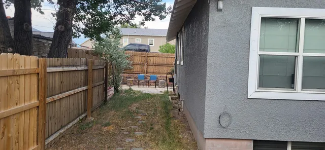 $189,000 | 923 West Pine Street, Rawlins, WY 82301