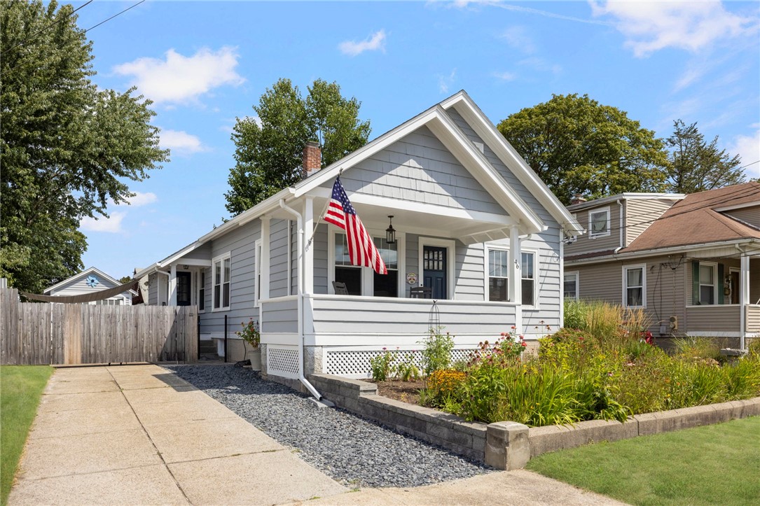 46 Windsor Road Pawtucket, RI 02861 - Photo 2 of 42