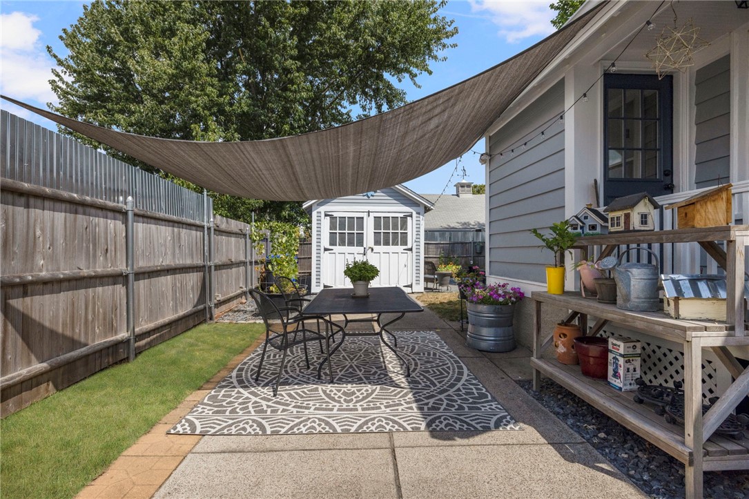 46 Windsor Road Pawtucket, RI 02861 - Photo 33 of 42