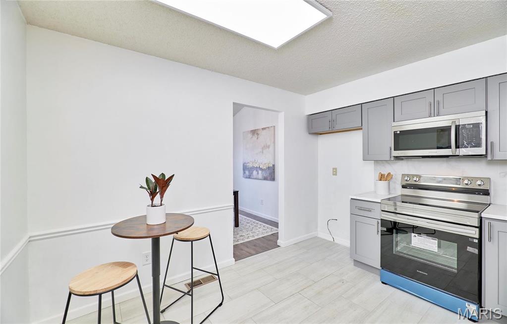 Undisclosed Address Chesterfield, MO 63017 - Photo 11 of 37