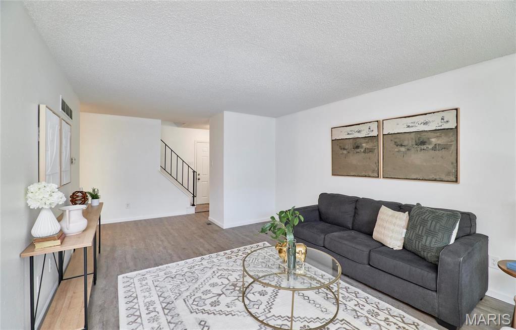 Undisclosed Address Chesterfield, MO 63017 - Photo 21 of 37