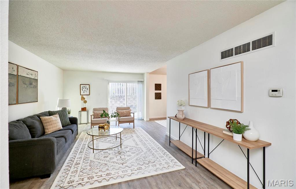 Undisclosed Address Chesterfield, MO 63017 - Photo 22 of 37