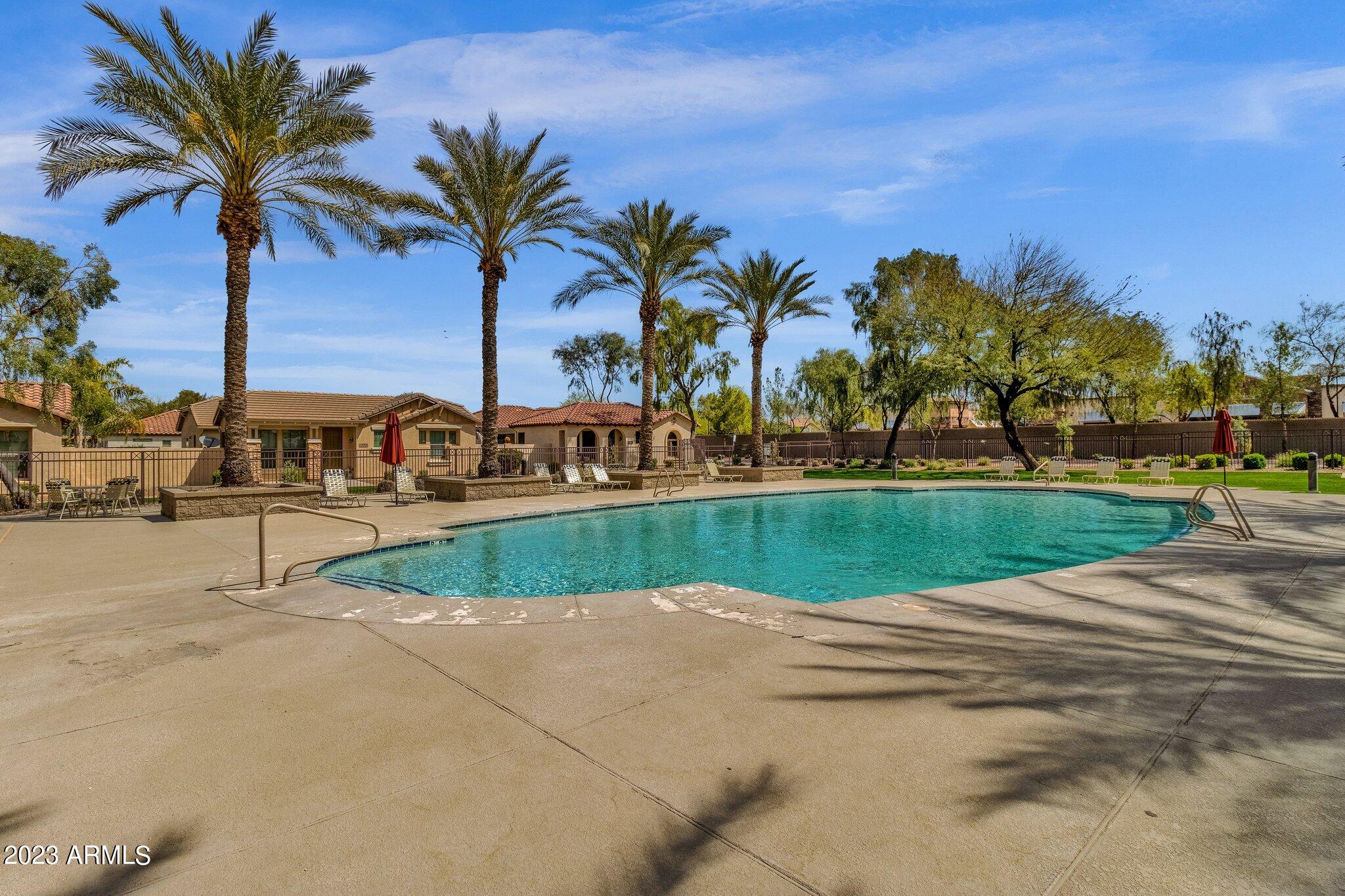 4622 East Blue Sage Road Gilbert, AZ 85297 - Photo 42 of 47 44-web-or-mls-4622-e-blue-sage-rd