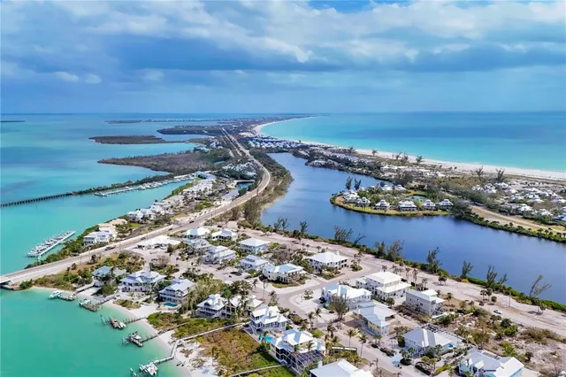 $4,850,000 | 10009 Gasparilla Pass Boulevard, Boca Grande, FL 33921