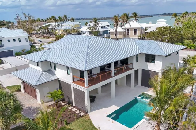 $4,850,000 | 10009 Gasparilla Pass Boulevard, Boca Grande, FL 33921