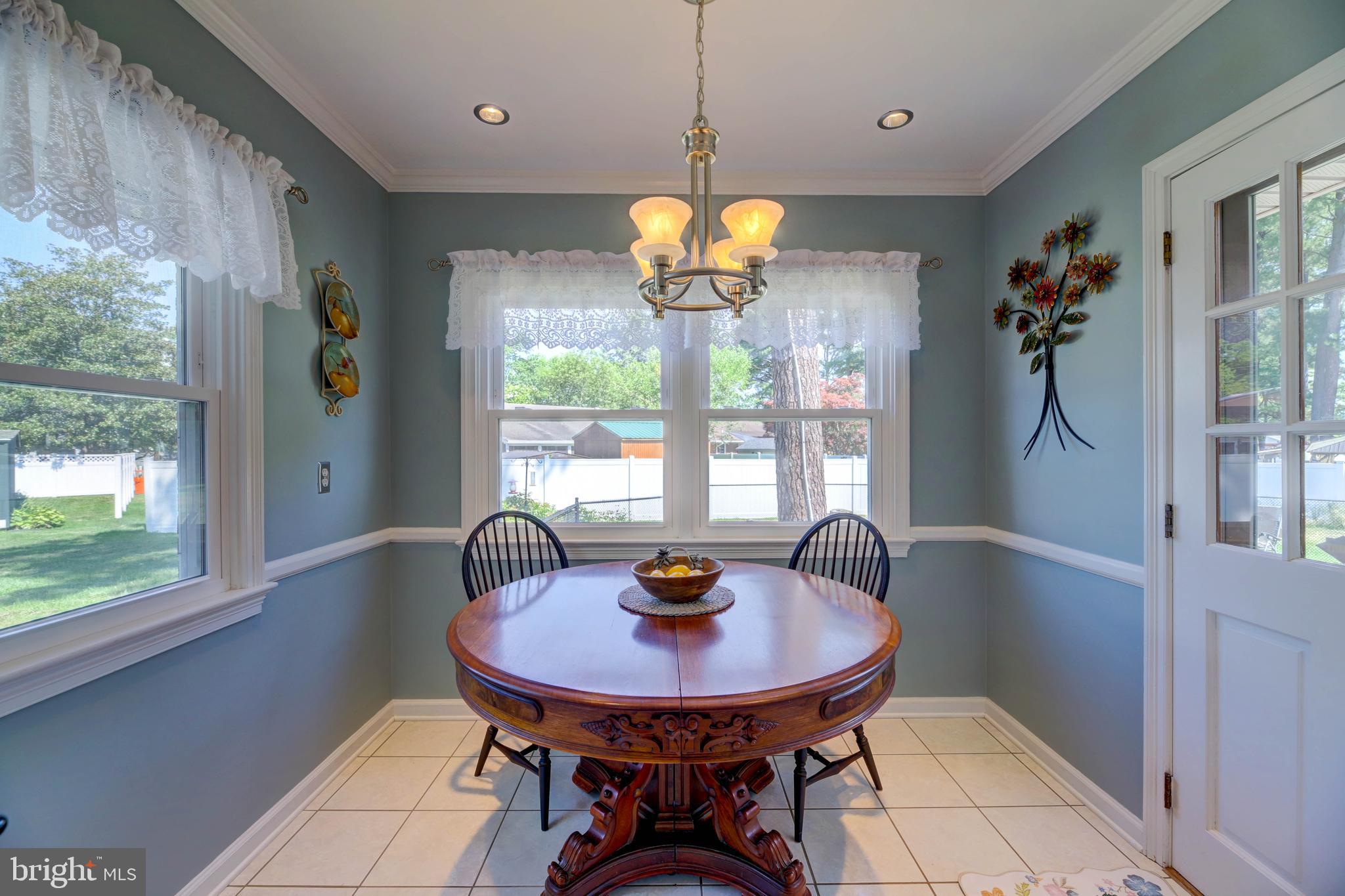 9 Algonquin Road Cambridge, MD 21613 - Photo 22 of 69 Breakfeast area