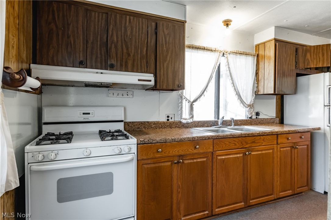 619 Glendale Road Cairo, WV 26337 - Photo 9 of 17 Gallery Image 9