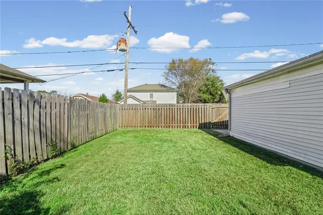 $289,000 | 418 Division Street, Metairie, LA 70001